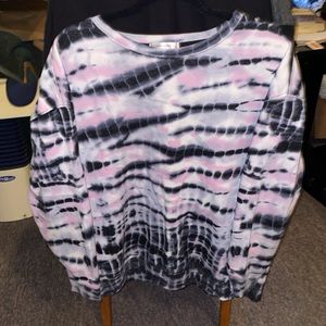 Beautiful tie-dye Warehouse One crewneck